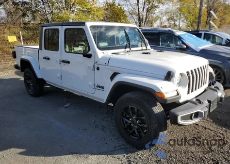 2022 Jeep Gladiator Sport z USA, uszkodzony, nr VIN 1C6HJTAG3NL163736